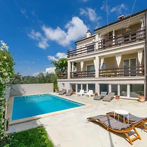 villa-monte-magno.pula-hotels.org/
